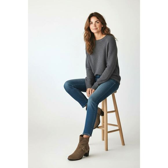 Matisse Gray Suede HARPER Ankle Booties Boot Side Zip Buckle 2.75 Heel Size 10M - Picture 2 of 8